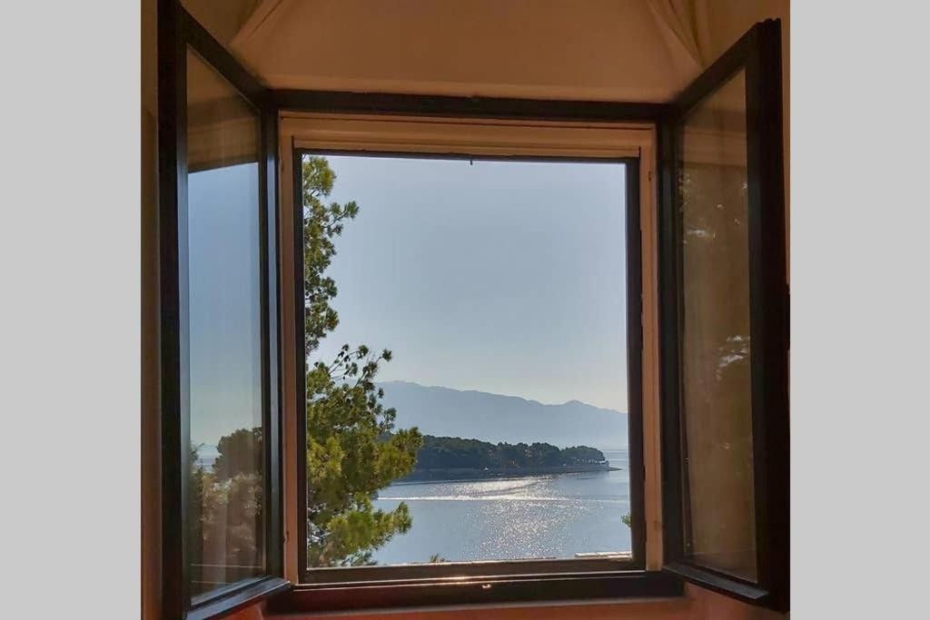 Apartment Brandel * Croatia * Brac * Selca * Puntinak エクステリア 写真